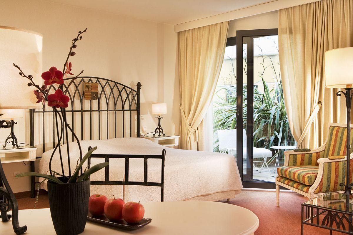 Offre Long Stay - The grand Hotel  Avignon